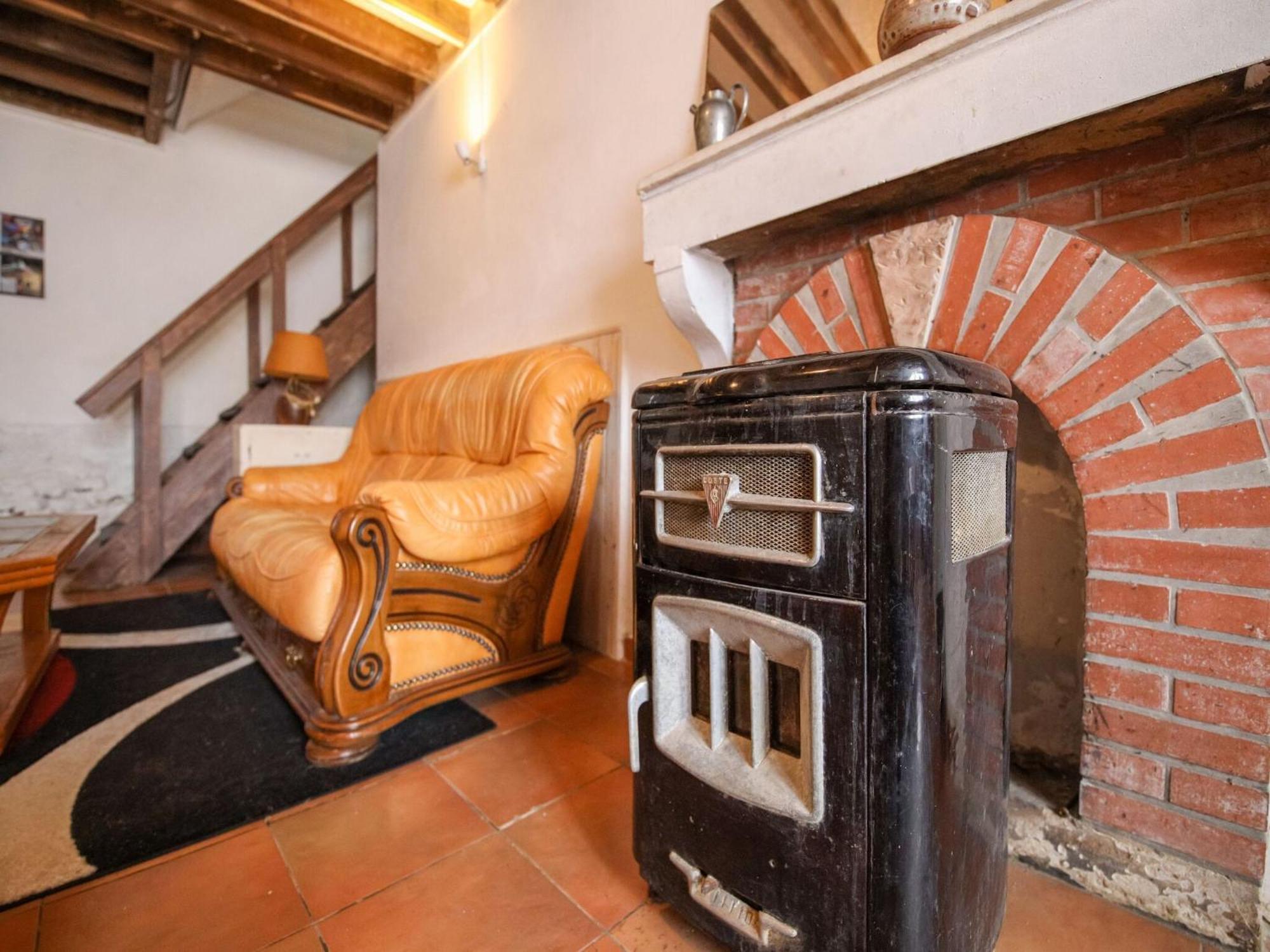 Traditional Holiday Home In Brinon Sur Beuvron Exterior foto